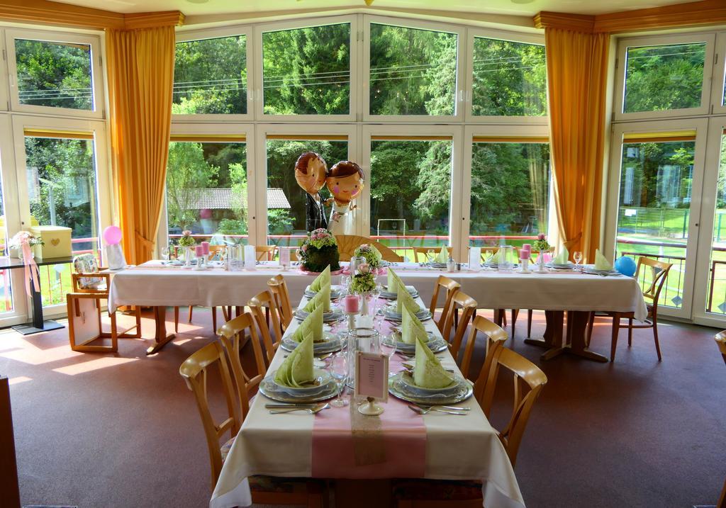 Hotel Christel Heimbuchenthal Buitenkant foto